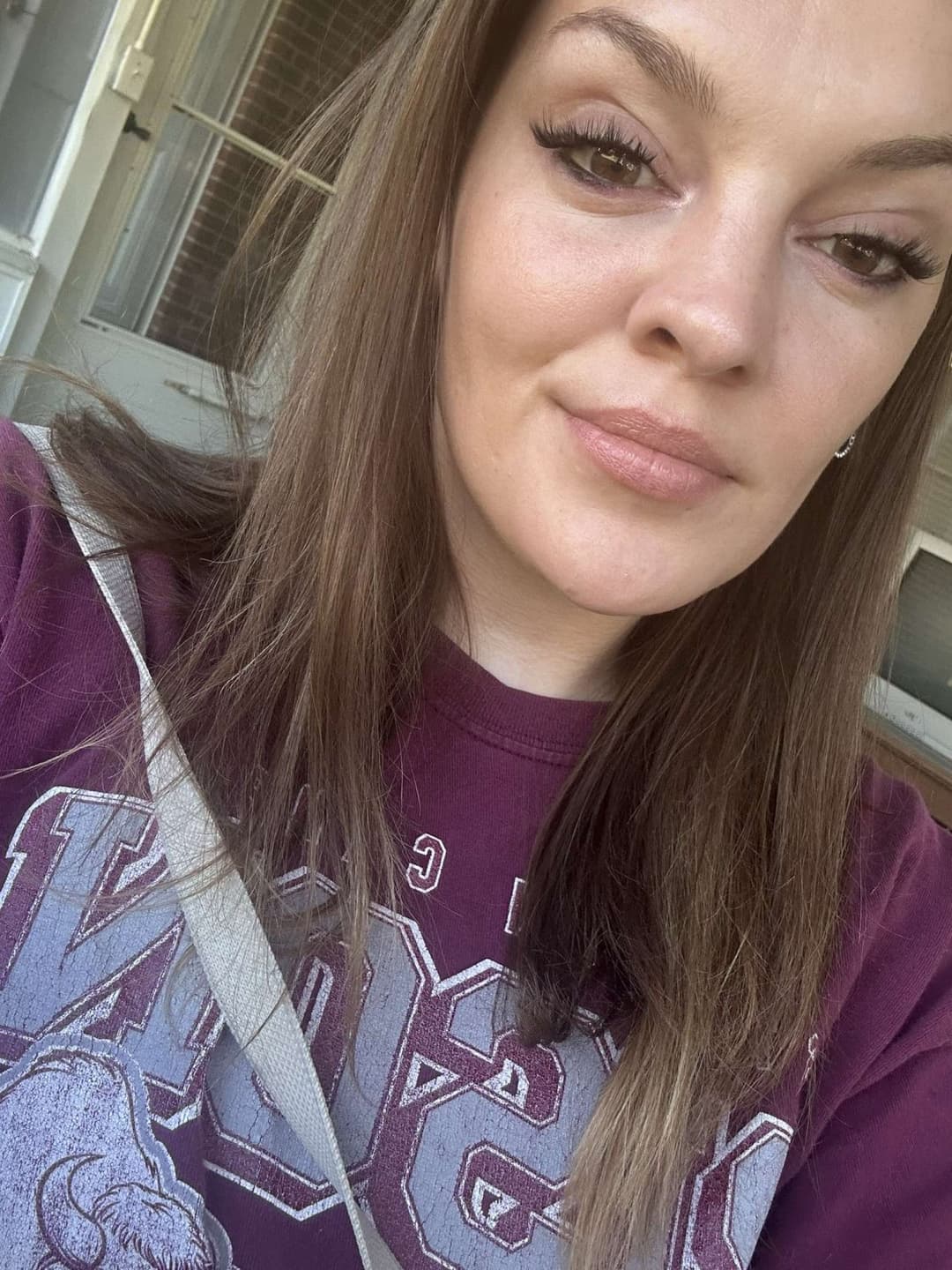 Cheating on chubby redhead with neighbor ???