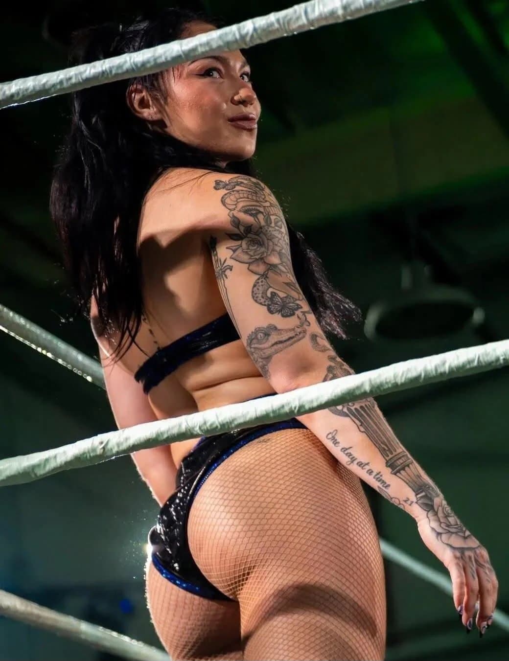 Click to view full size Skye blue