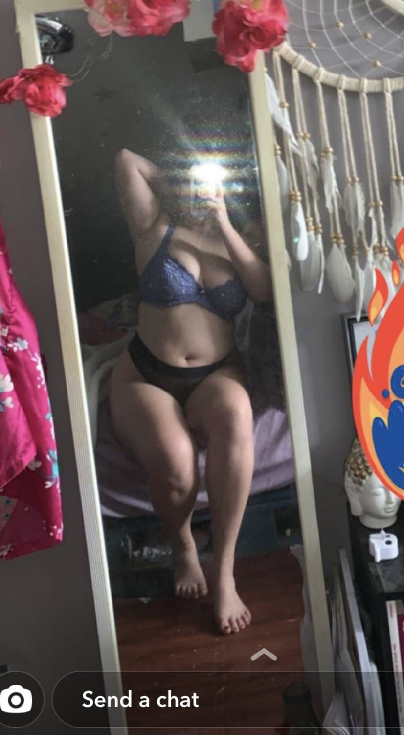 Been getting a lot of requests to see my fat fucking ex. Here’s the fat fuck