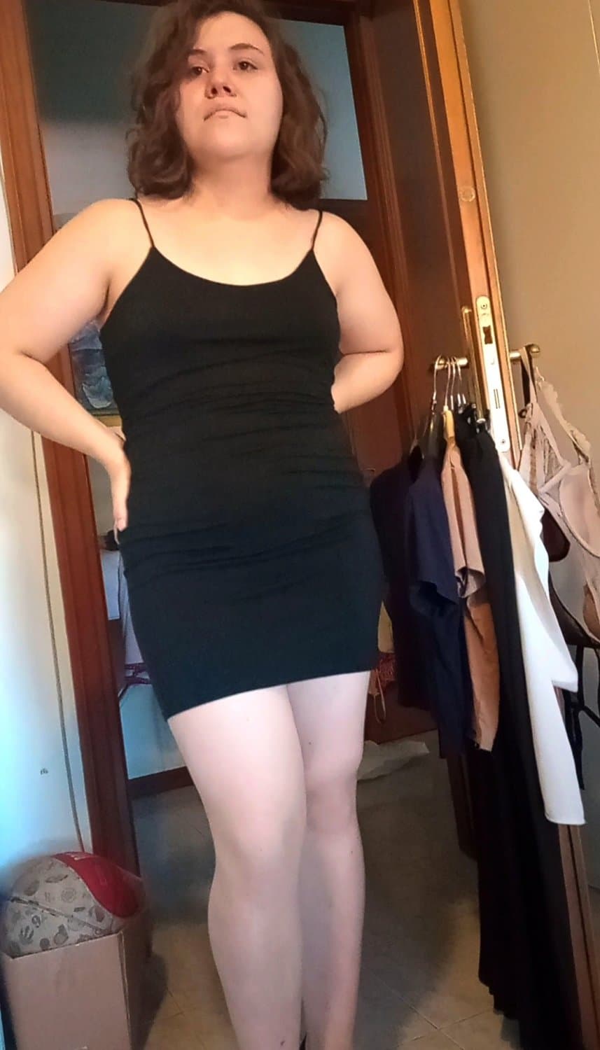 amateur girlfriend striptease, video leak