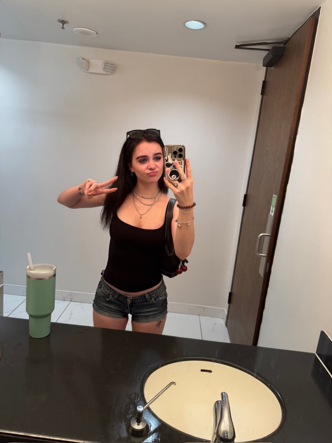 Click to view full size Let me be your sweetest escape tonight