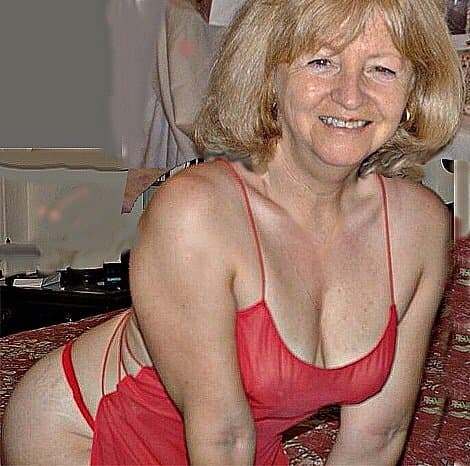 UK Mature Slut Wife Donna