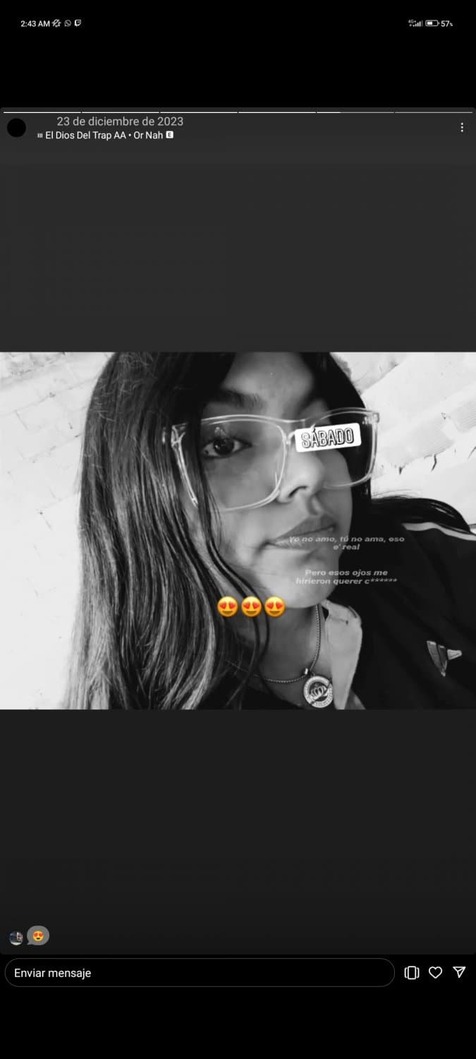 Ivana cejas gorda puta con ganas de una buena pija bien dura, pide leche a lo bicho esta gorda linda