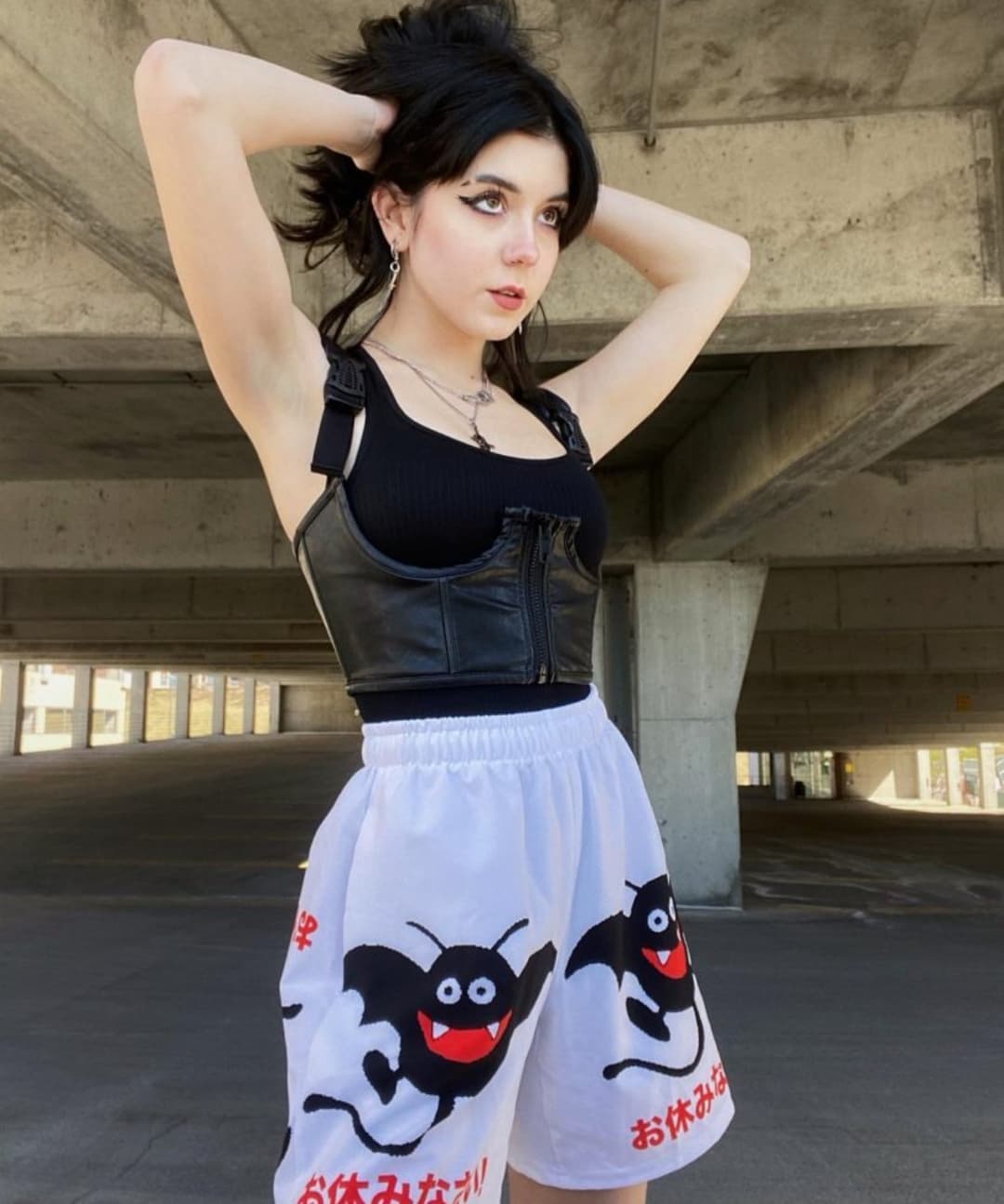 looking for someone to trib irls pits