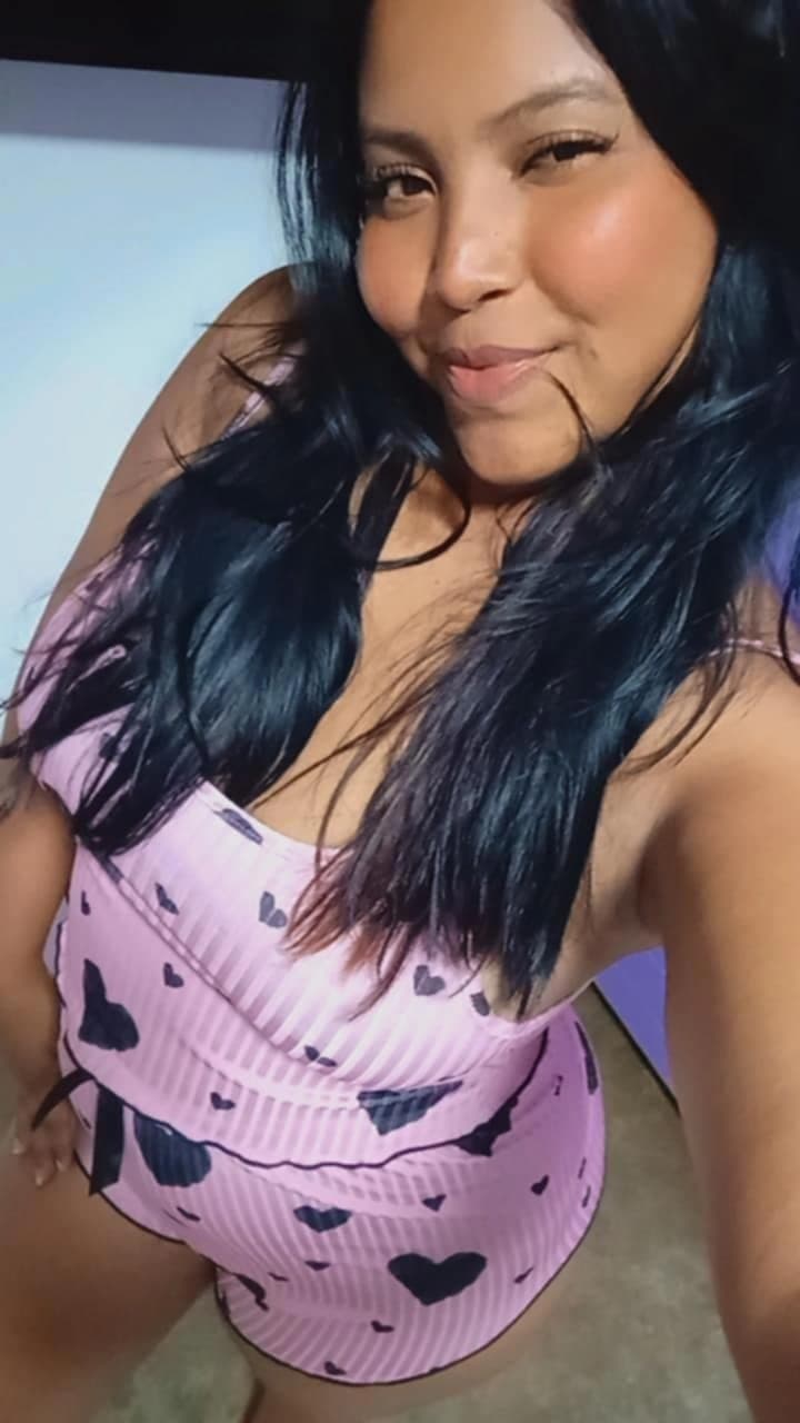 Rica morena venezolana muy caliente