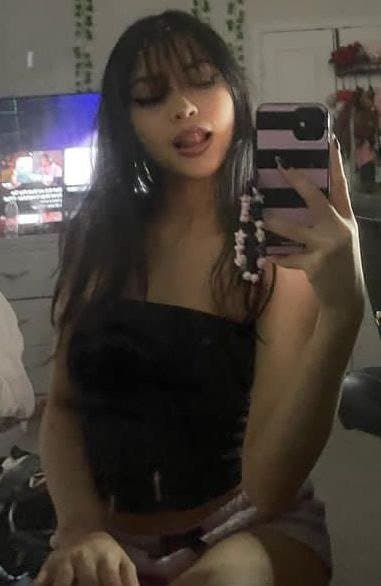 Barely legal goth slut : Alyssa Ross