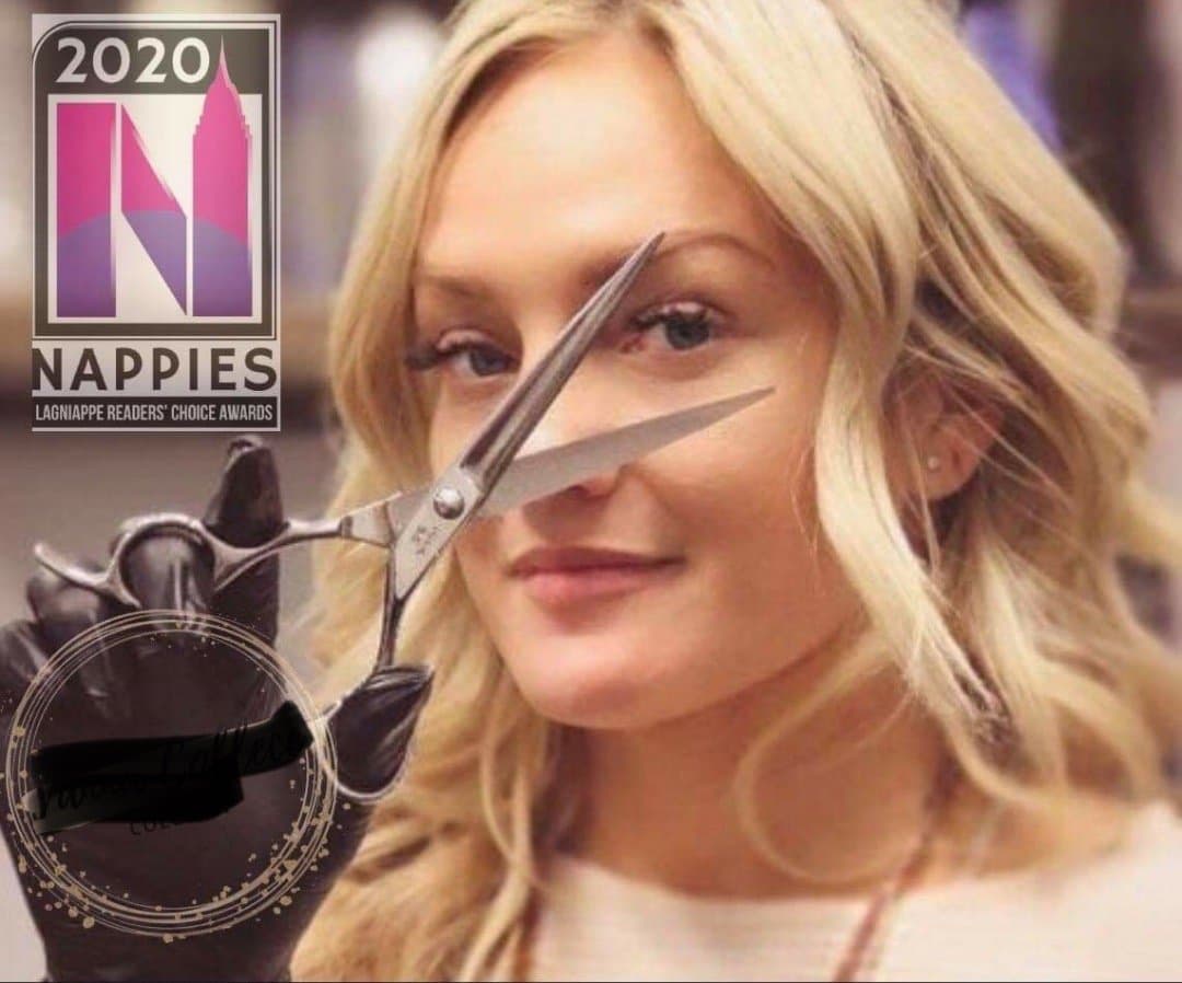 Jamie & Vanna show their best assets on camera