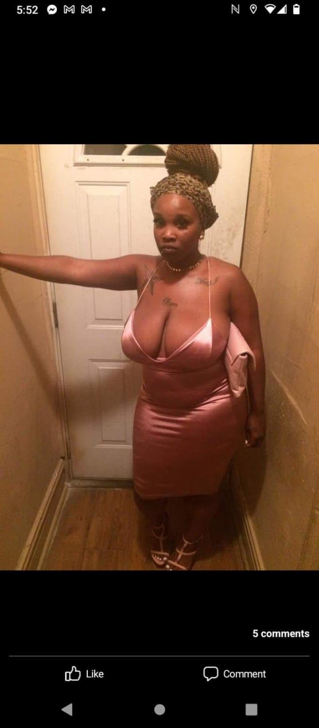 Freaky Bi Bbw Auntie (She need to start a only fans) I would not pull out 19