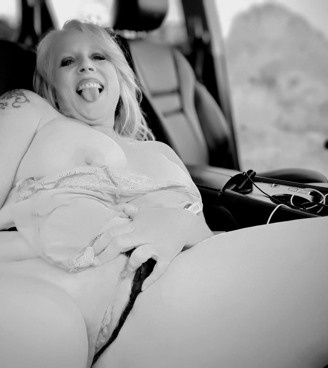 Big round Ass Christine Dentistry office Blonde PaWG wifey Topless Tits out Doctor Sex