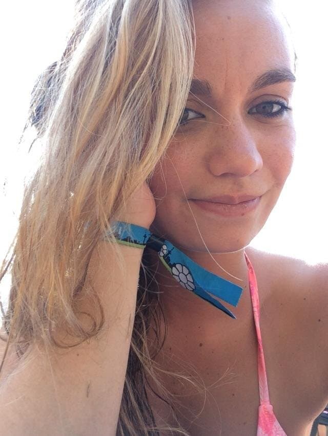 Blonde Française - Viande blanche pour BBC sur Nantes - Blacked Gangbang - DM pour plus info