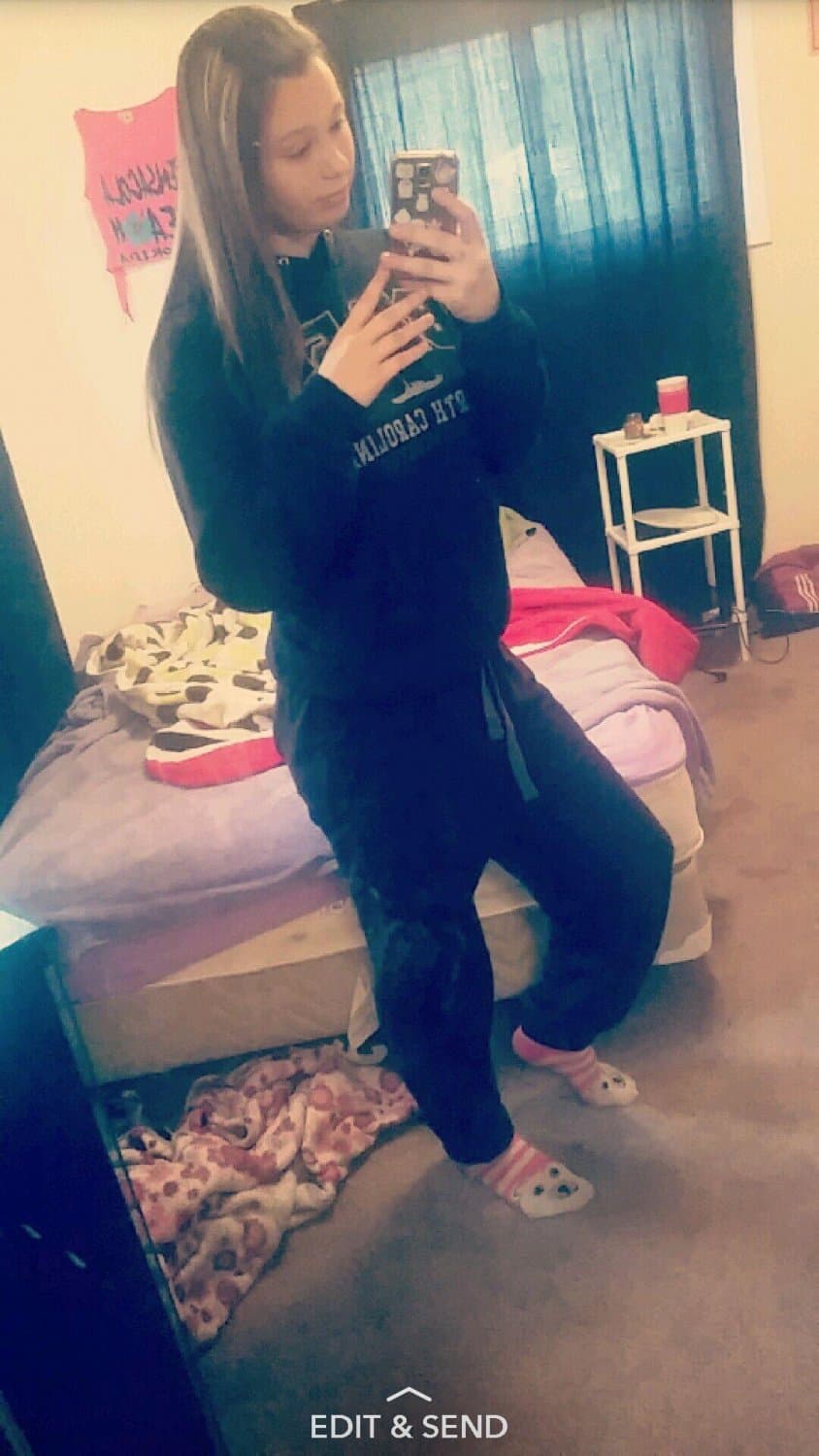 Easiest pussy ever get her methed up and pull your dick out take her clothes off and she’ll bend ove