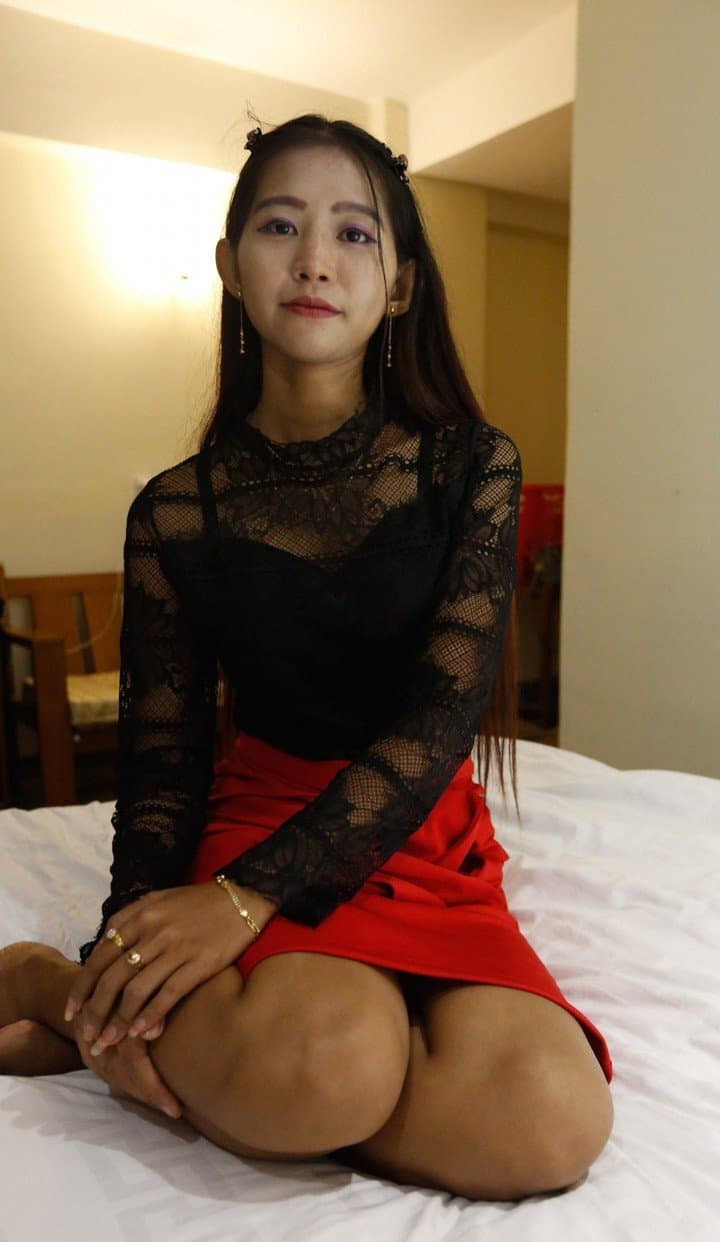 Cute filipino teen with a nice slim body creampied