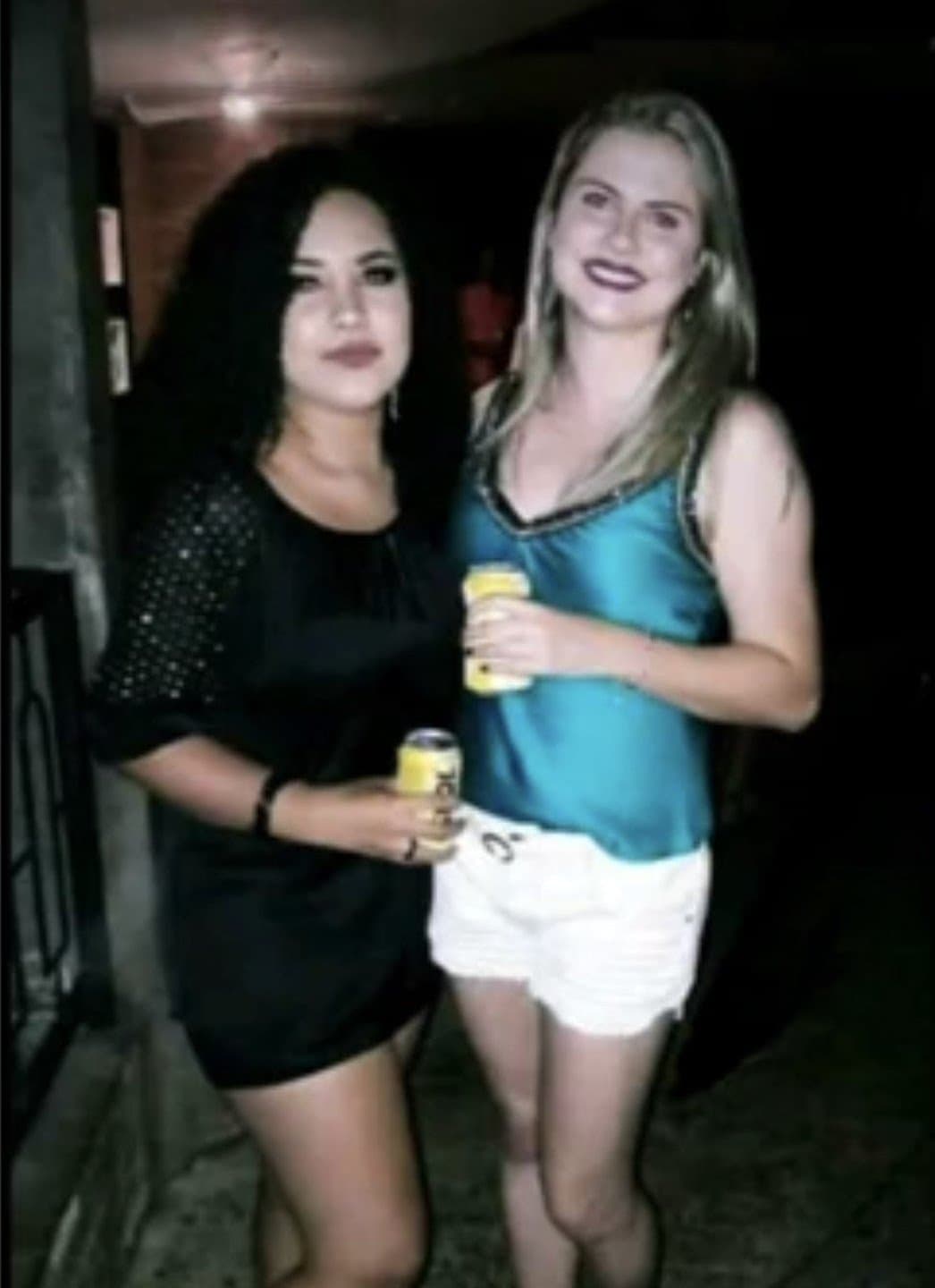 Slut brazilian lesbian new girlfriends sharing secret moments in public toilet