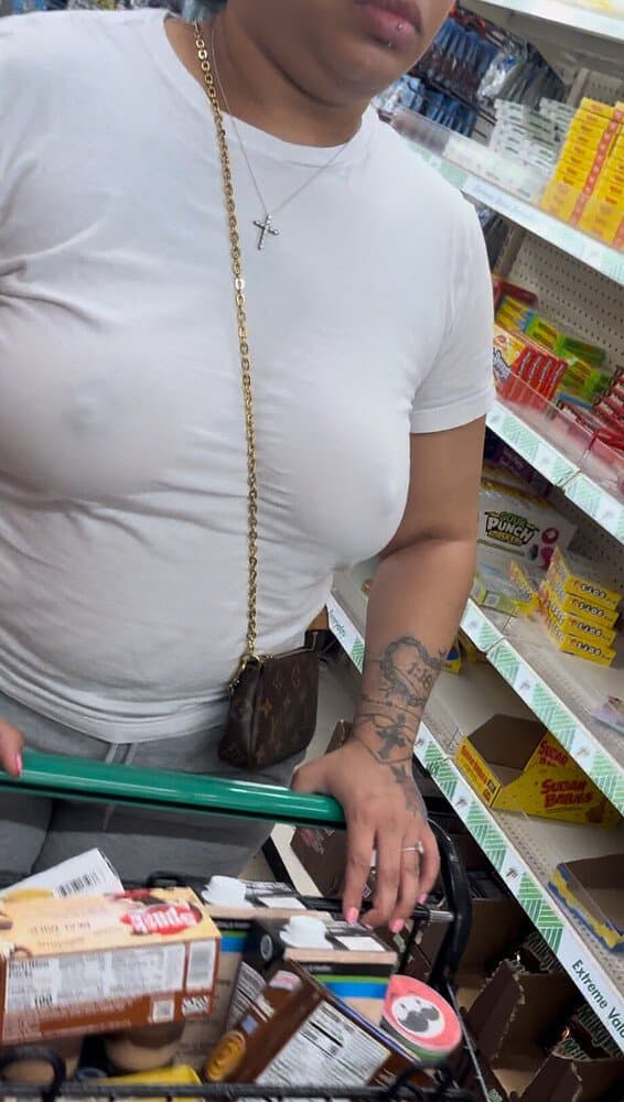 Thick Puerto Rican With Pokies