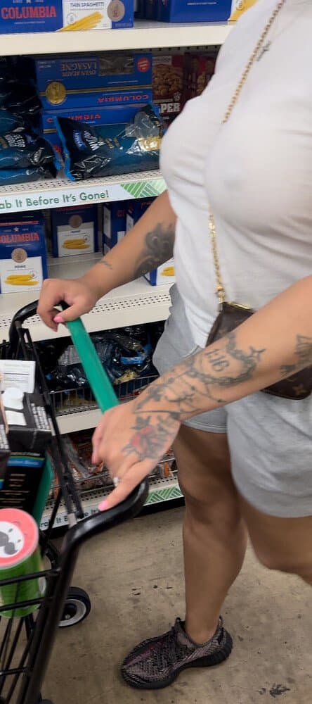 Thick Puerto Rican With Pokies