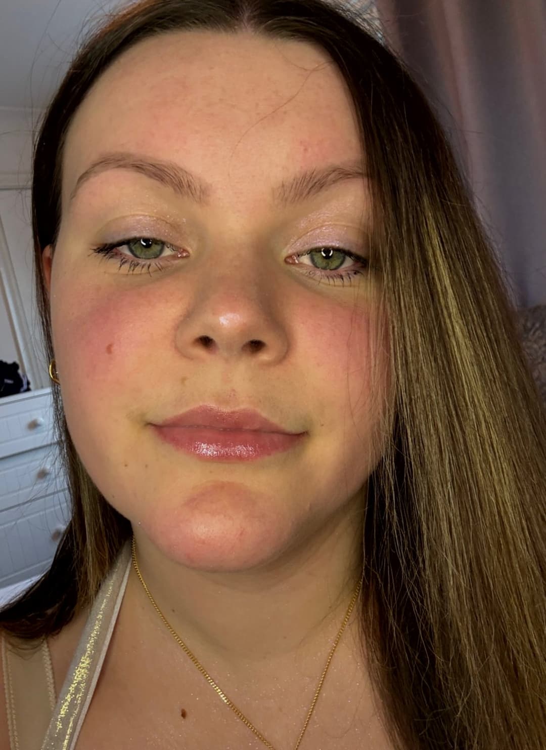 There’s sexy and then there’s oiled up pregnant sexy