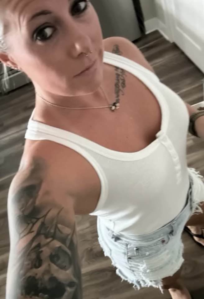 Fit And Slutty Pawg Coworker Loves Getting Gangbanged