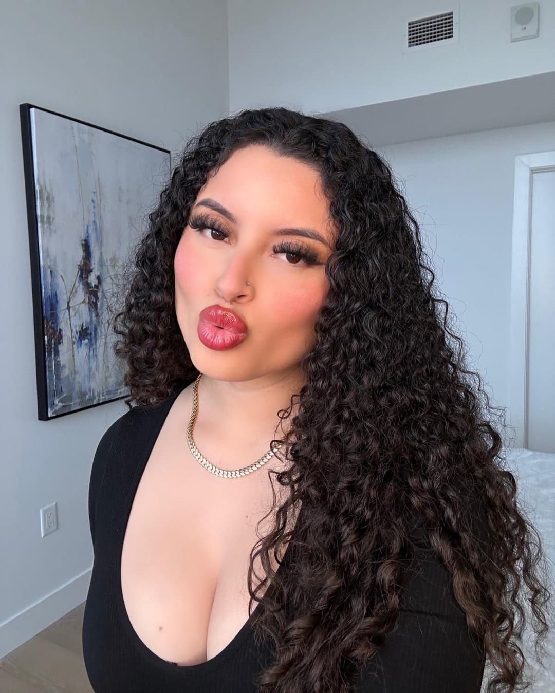 Slut I went to high school with @Siarlyxo