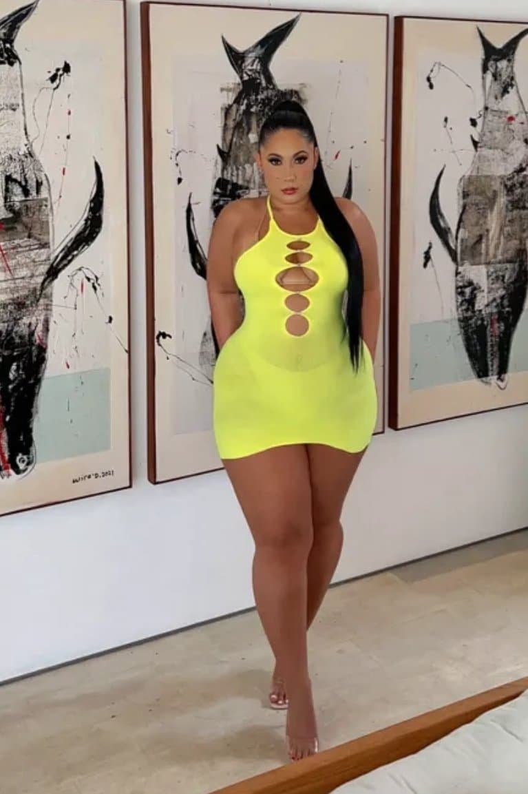 Click to view full size She goes by the name of Lollie on snap chat does anyone have anything of her? Thick Amazon Latina