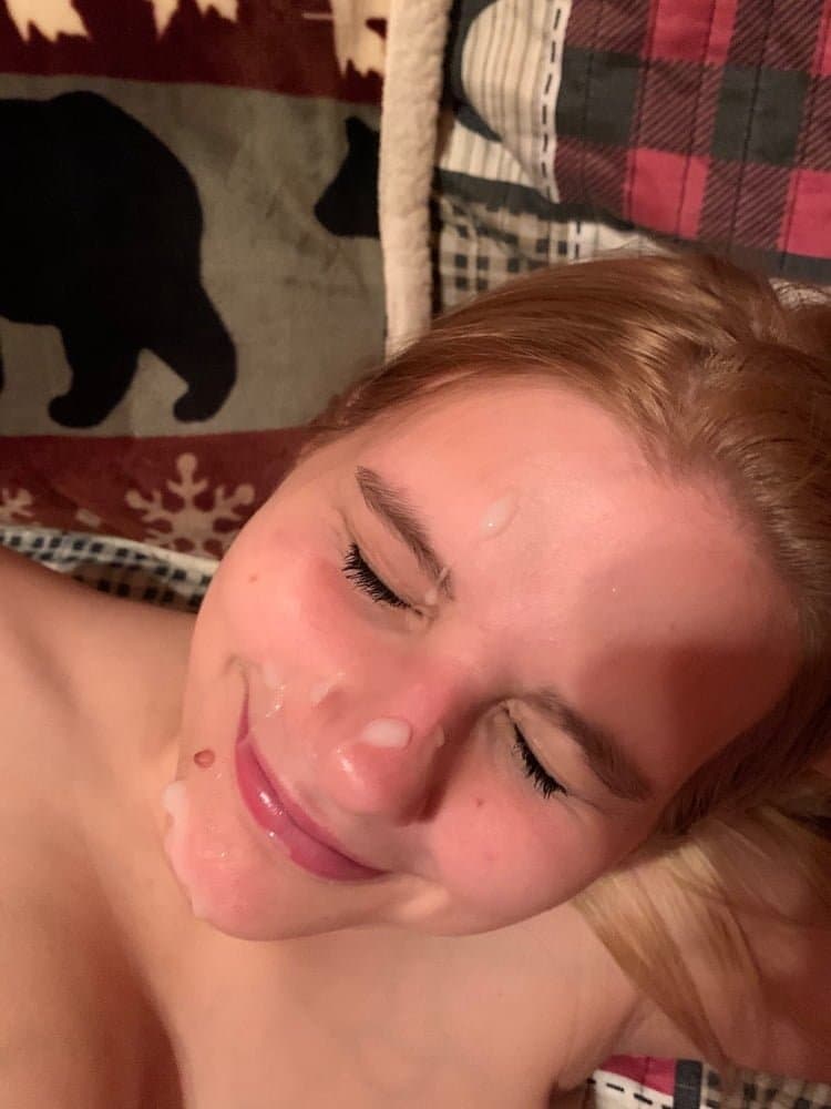 Click to view full size jizz makes her smile