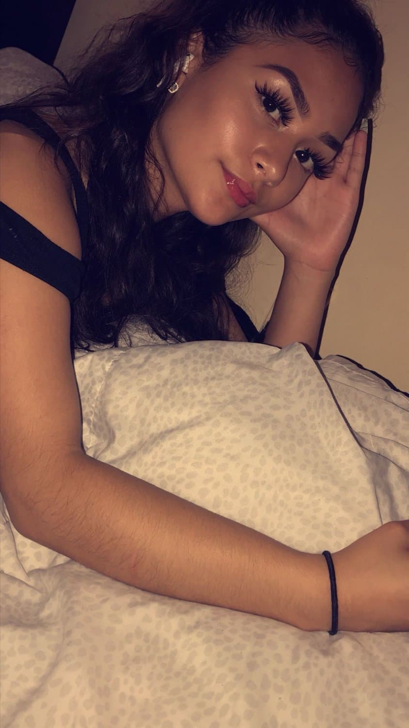 (Anal Gaping) Sofia Flores petite af 4’10 latina first time stretching open her tight teen asshole