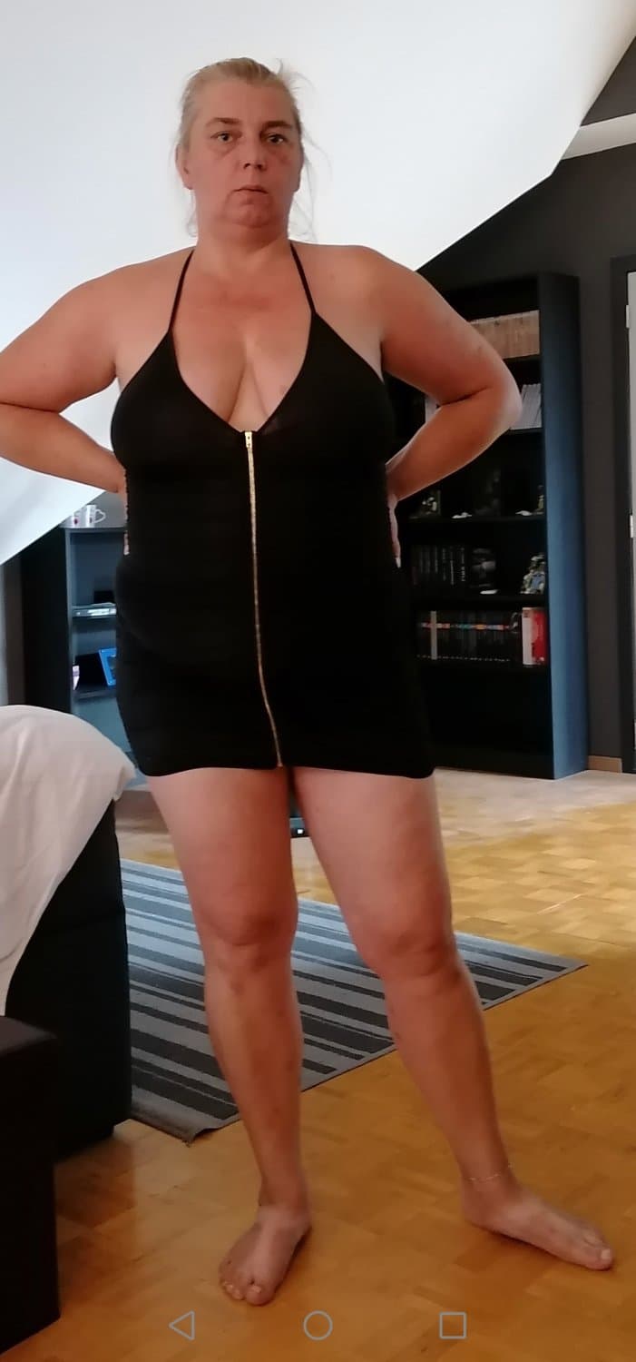 Big busty submissive and addicted cumwhore Jessie from Belgium, bare 3 holes slut and cumdump