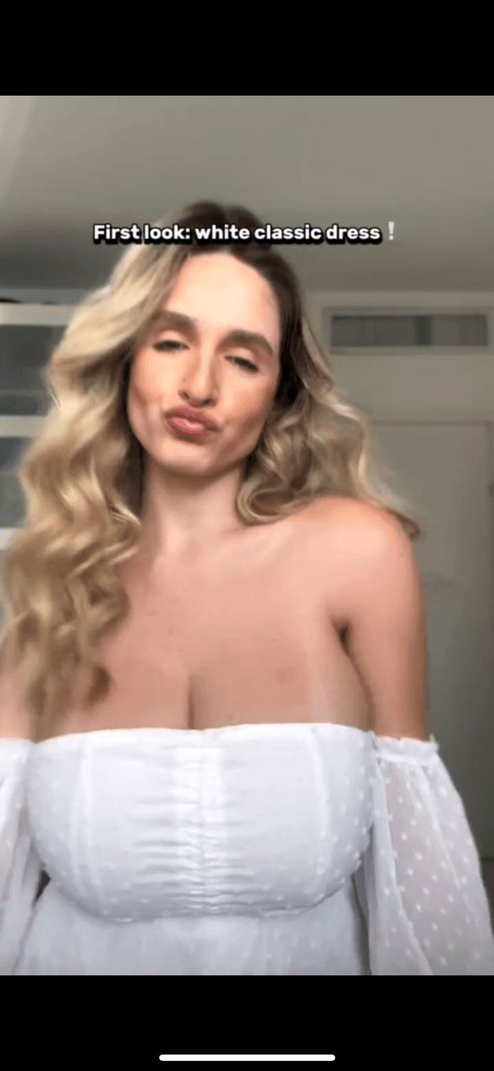 Heavy huge natural tits irl  stacked  noa