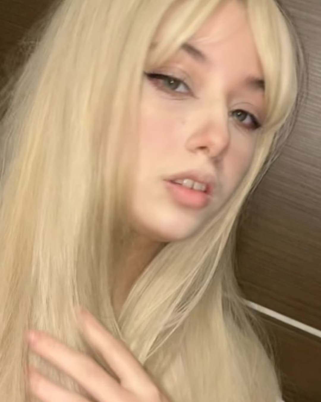 Click to view full size part 2 samille martins slavicd0lll