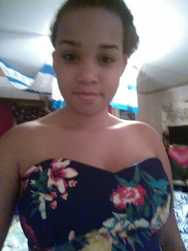 Real Ebony Girlfriend Leaked Rubbing her Clit and Fingering her Webslut Whore Pussy and Shows Nudes