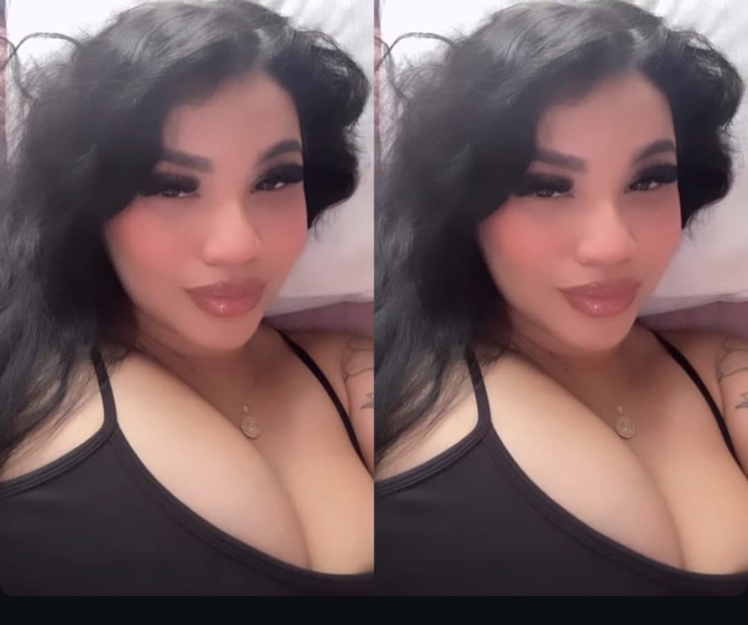 Sexy big tit Latina milf