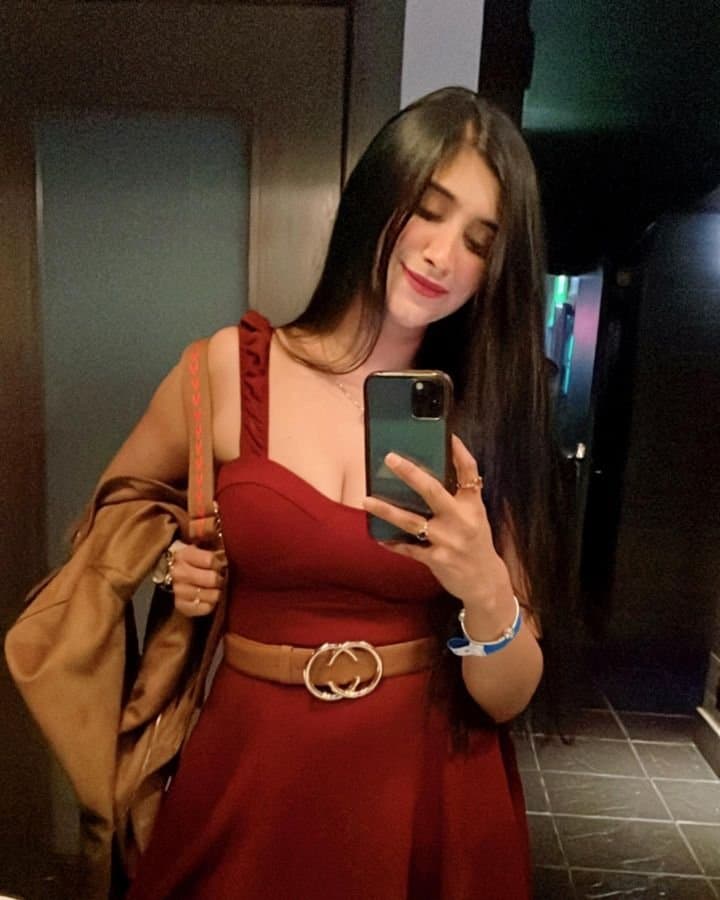 Tinder Indian Girl Leaks Videos And Photos Cute BHig boobs Busty Girl