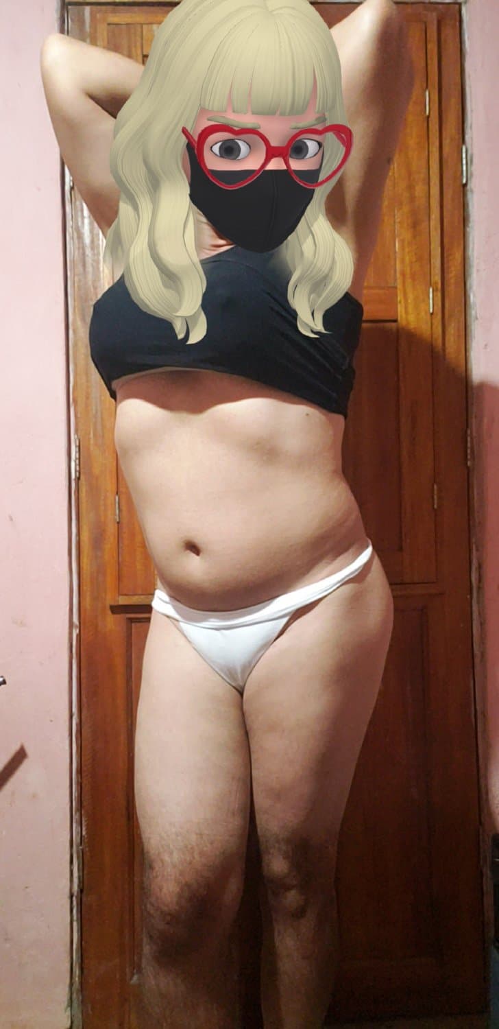 mostrando meu cuzinho