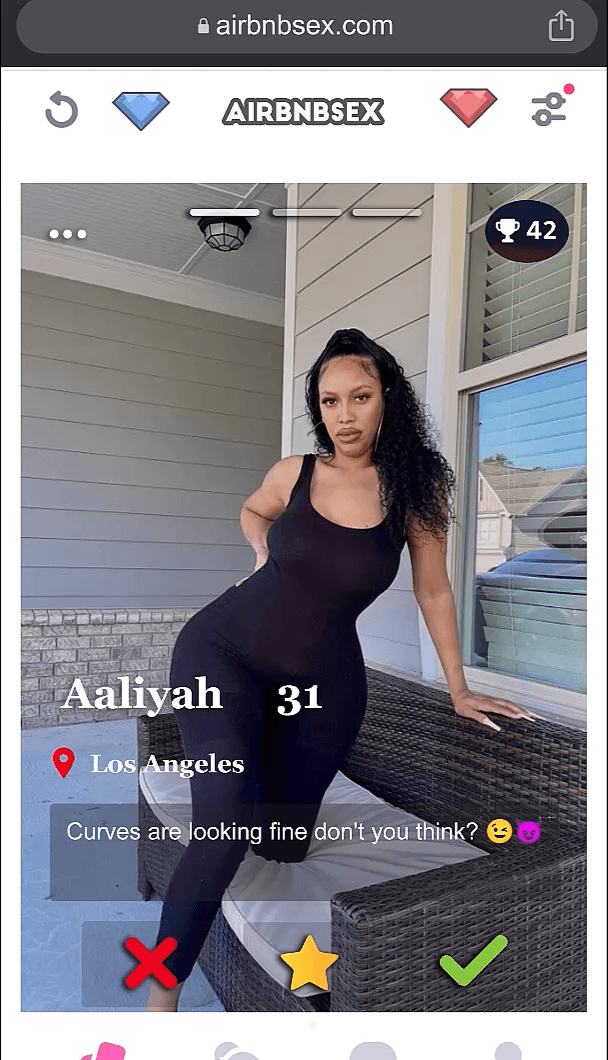 Click to view full size Fucking Thick Ebony MILF After First Date