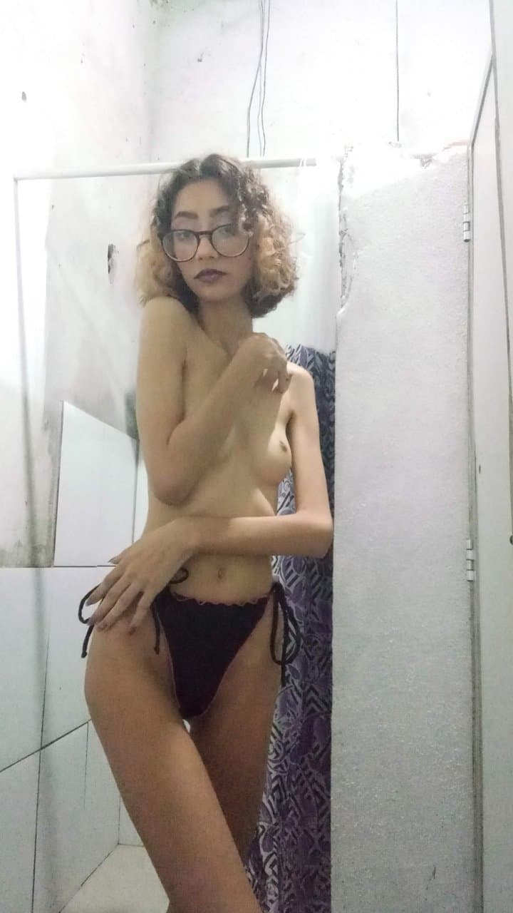 Magrela, comi por pena ? @viih.olive