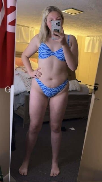 which is best outfit for the pool?