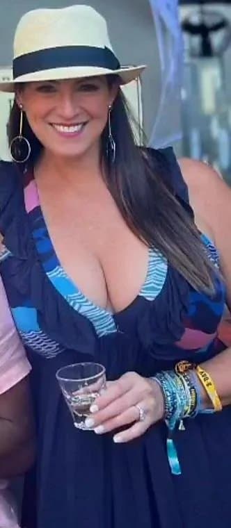 ESPN full figured sports reporter Sarah Spain likes to show off her huge massive milkers.