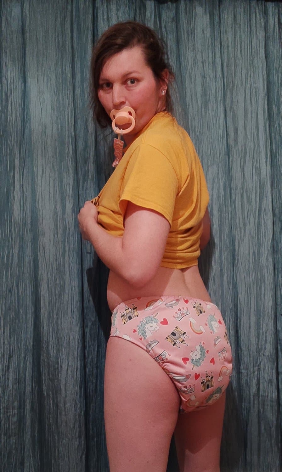 ABDL Diaper Girl Faylynn - Kik:SeeBabyFay