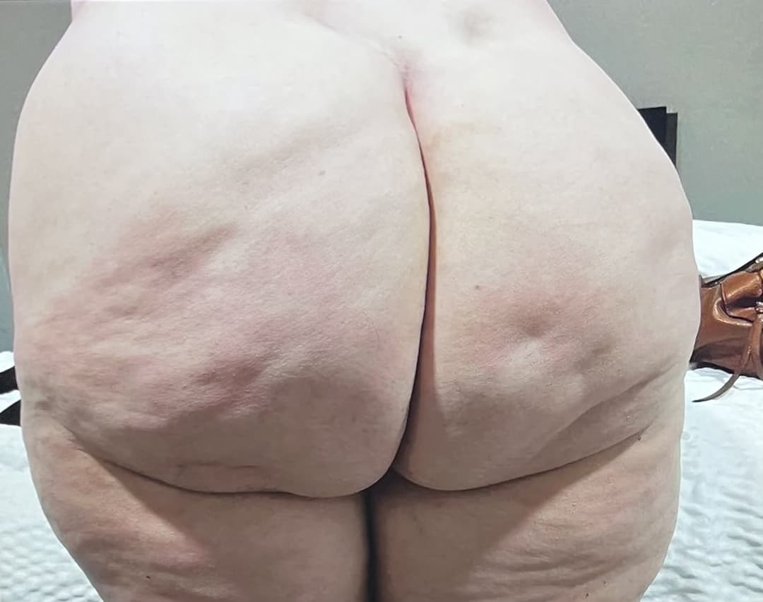 Would you fuck this granny? She loves Latino men too. She used to be crazy thick.Comment for more