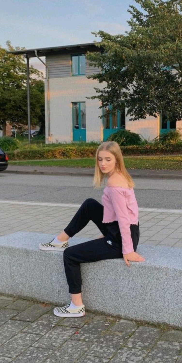 Vanessa 21yo Polish cocksucker living  in Germany