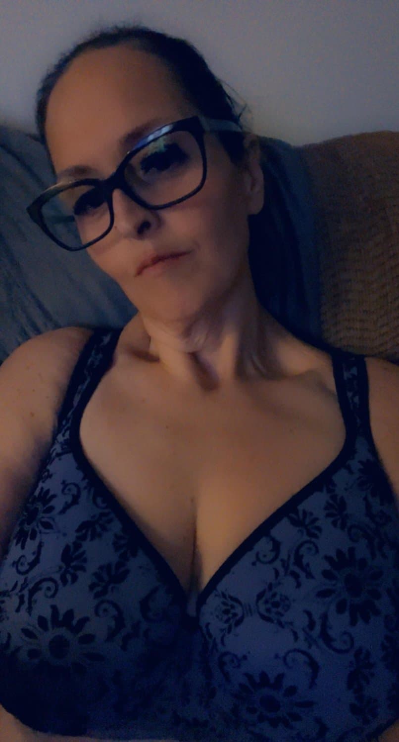 Click to view full size Sandy made her a cumslut and she tore my heart out