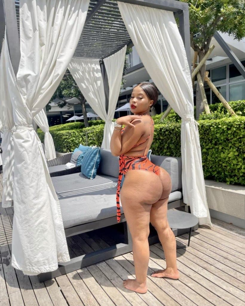 Something THICC on Vacation