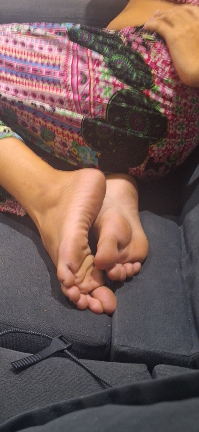Best friend footjob