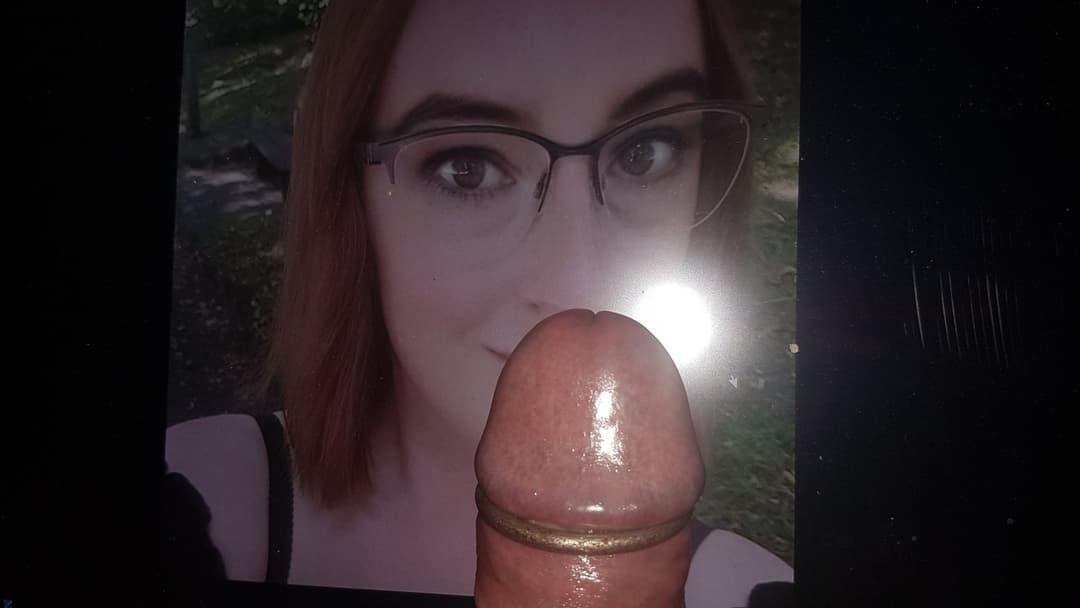 Meine Freundin Lisa Deutsche Webhure plus Familie mit der bitte um Verbreitung