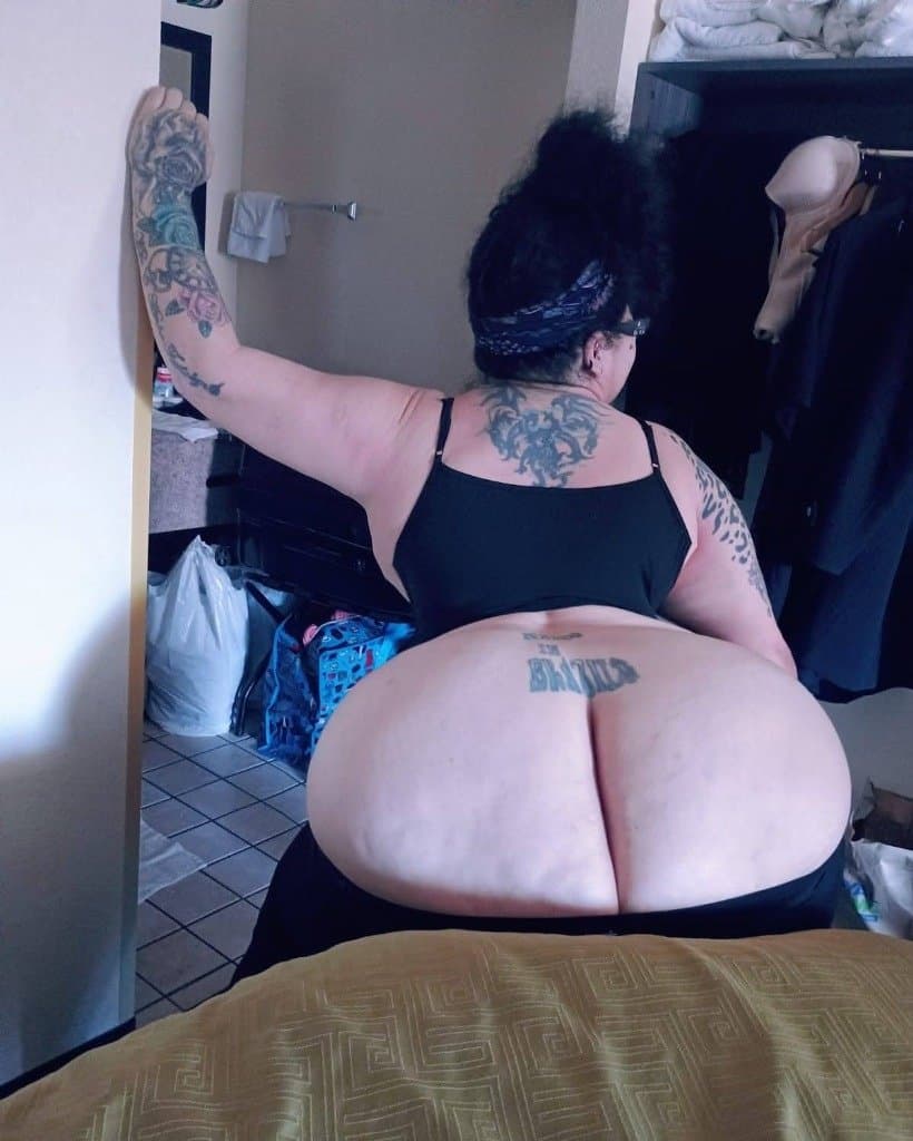 PERFECT THICK MOM. Mature bbw big booty milf cougar Latina CULONA MADURA HERMOSA