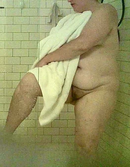 Wife Melissa 42yo Florida USA ?? Candid Sneak Shots