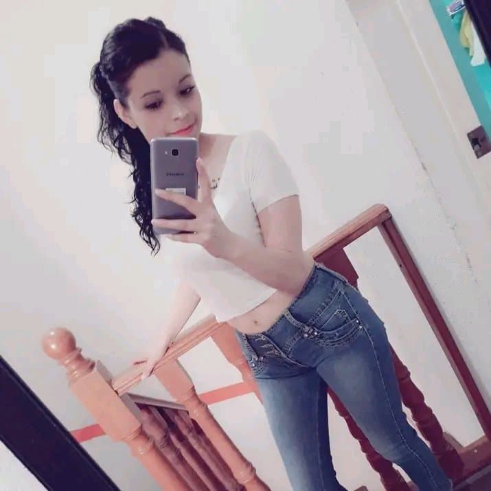 Vendedora mexicana sexi de Elektra