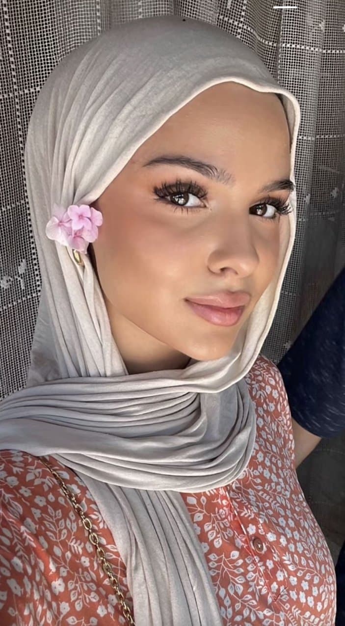 Hijabi Arab feet and spit compilation