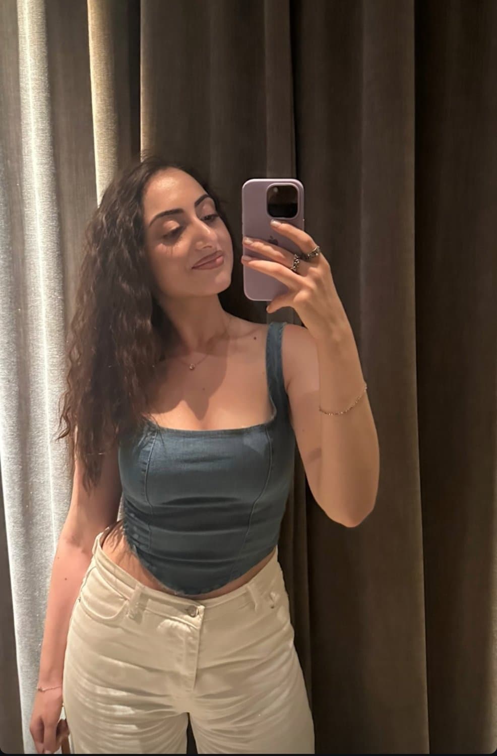 Click to view full size My hot Armenian ex Milena, repost her