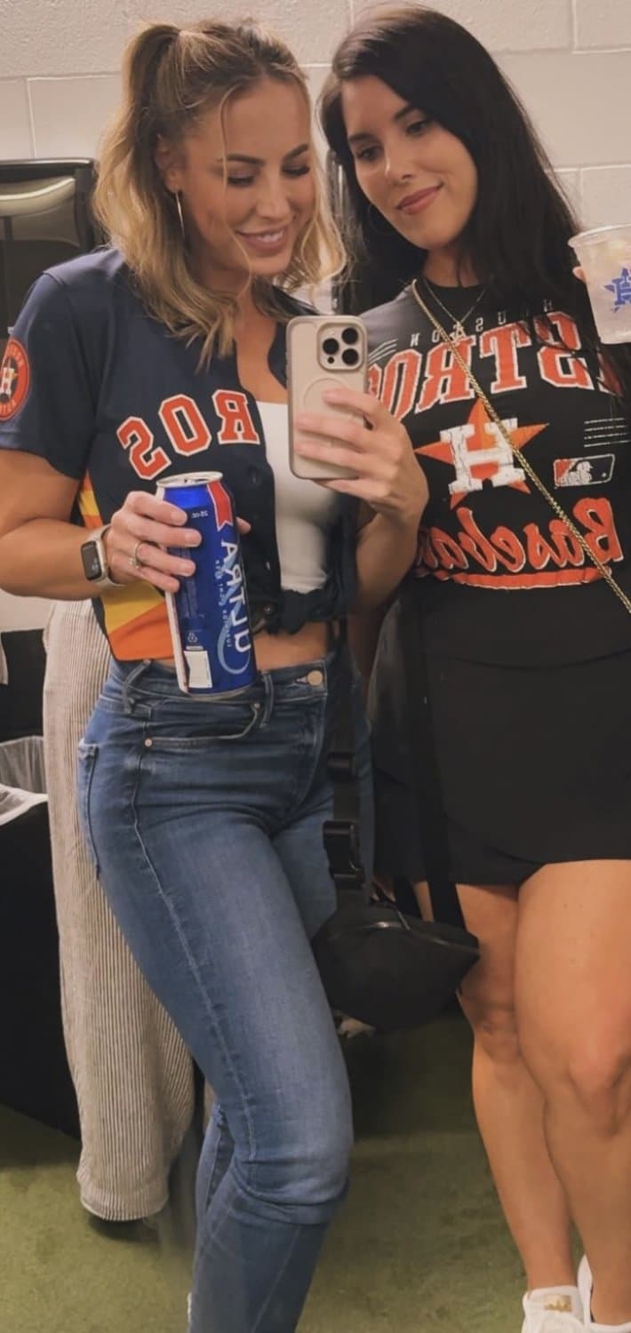 Click to view full size Texas hotwife Robyn fields