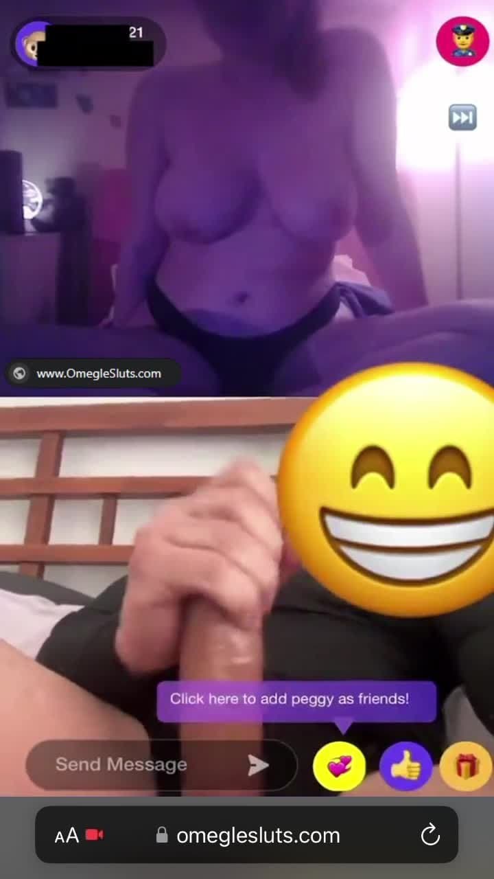 i masturbate with stranger chatroulette Busty Girl